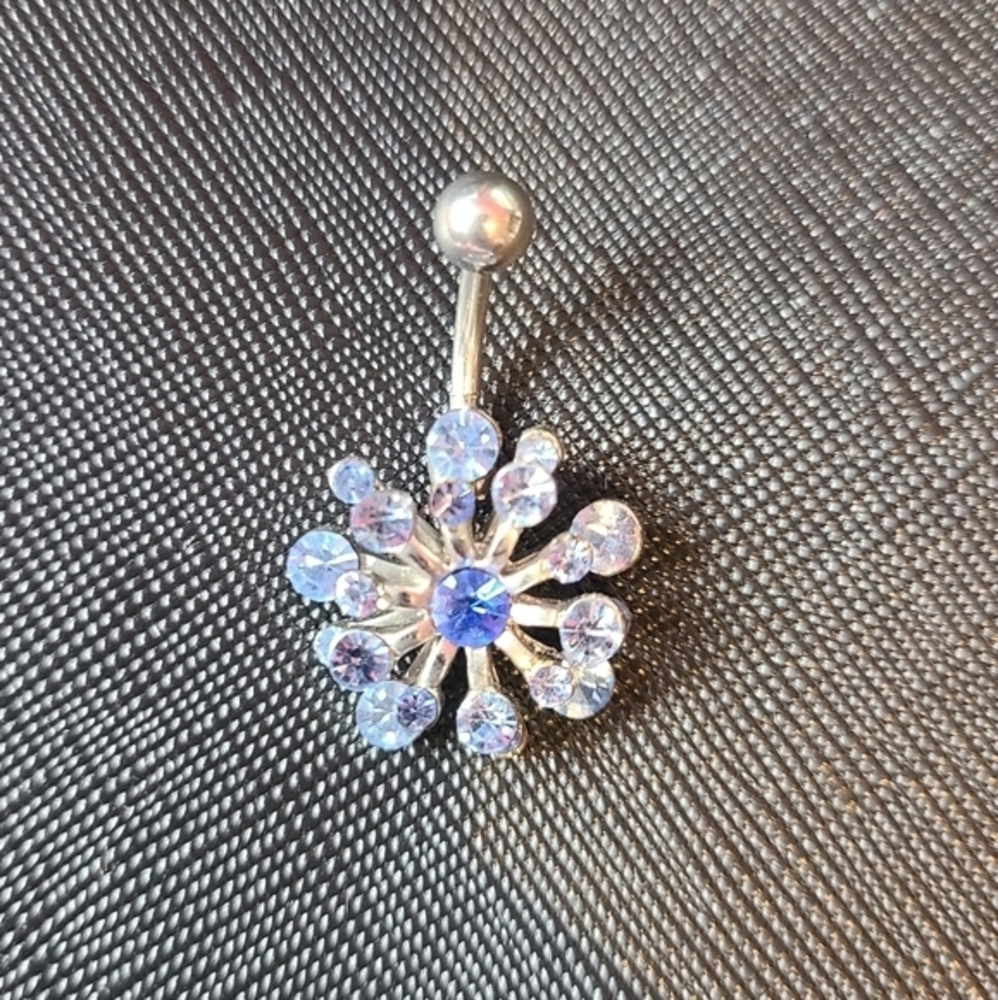 Belly‎ ring